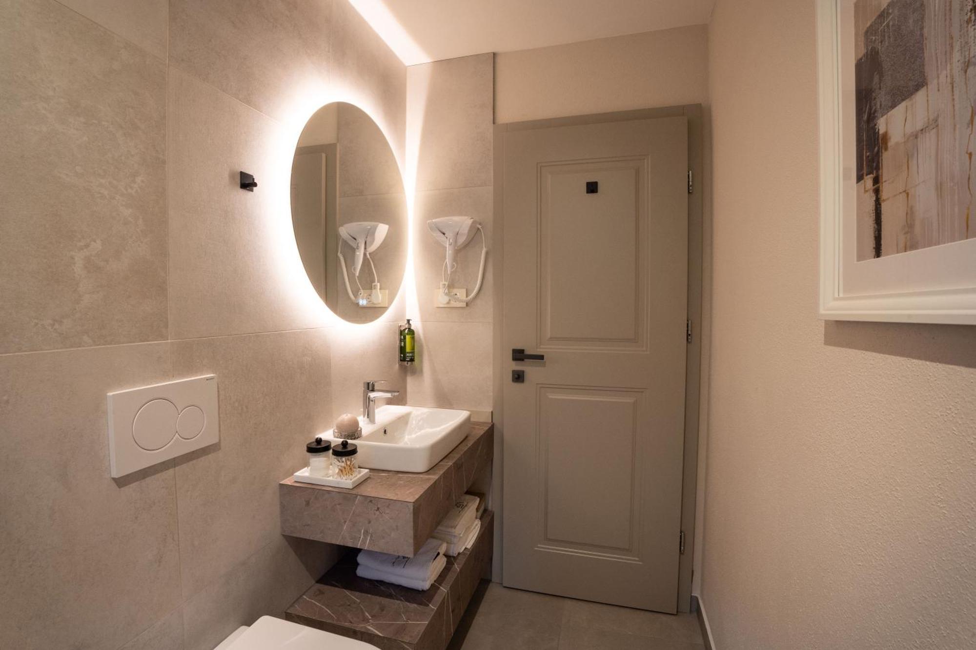 Kalan Boutique Stay Жировница Номер фото
