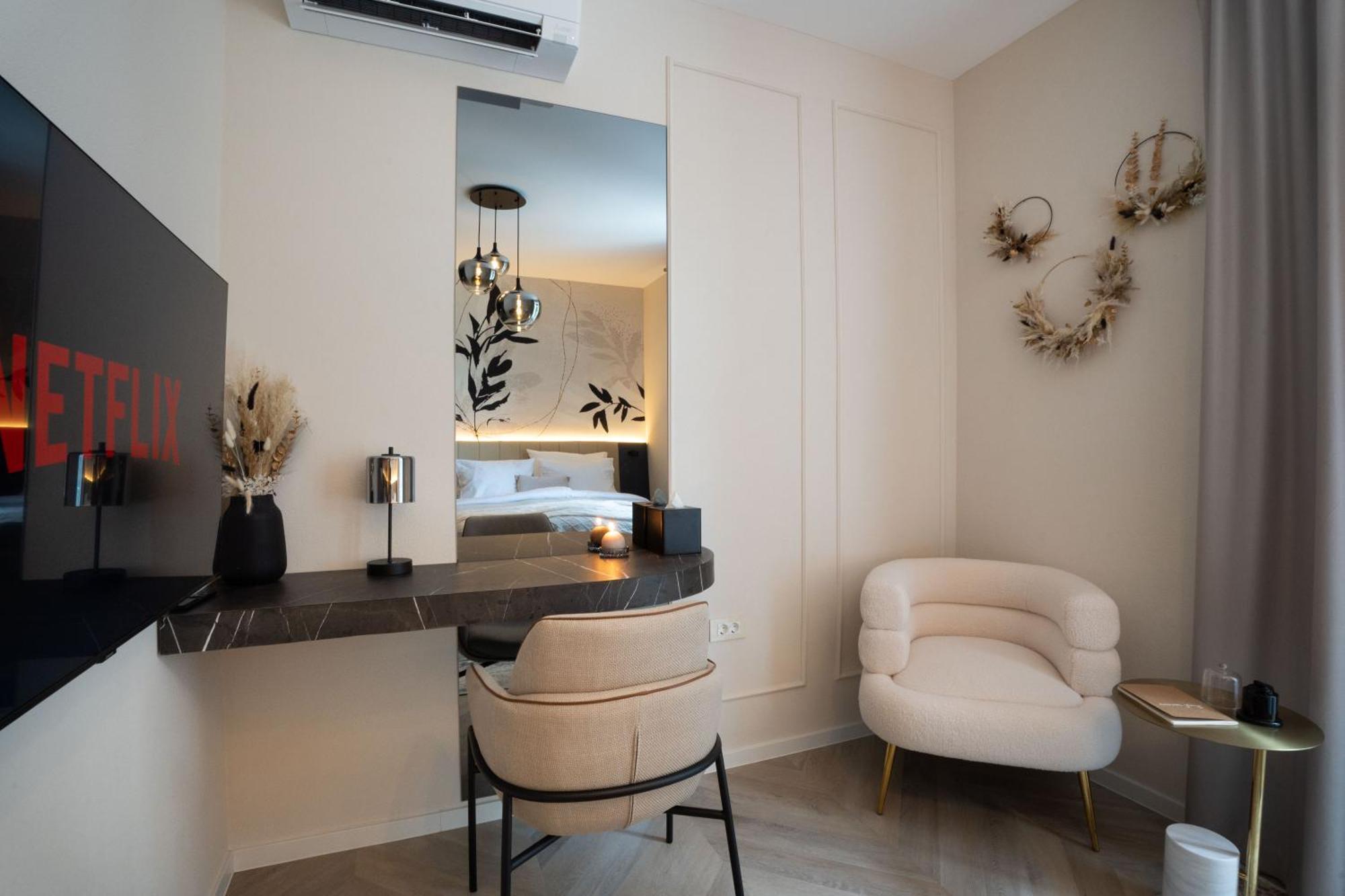 Kalan Boutique Stay Жировница Номер фото